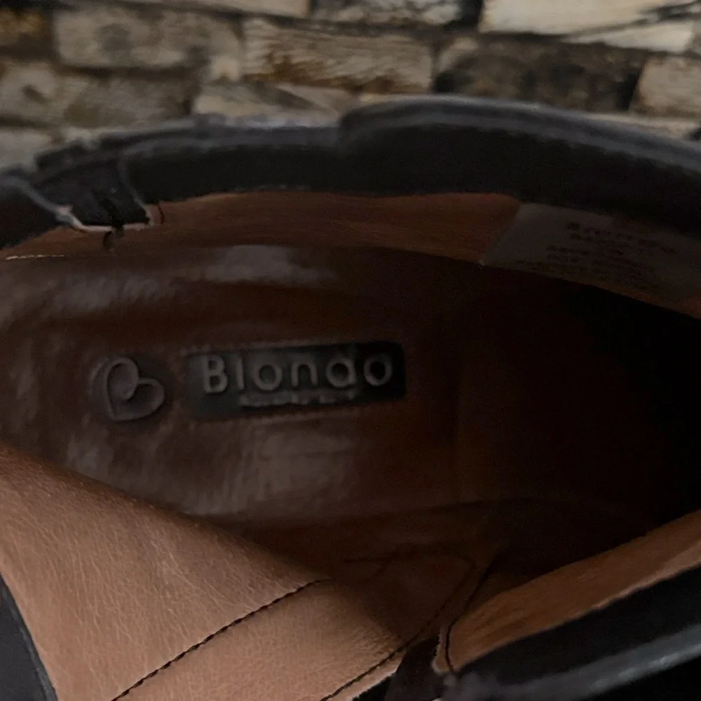 BLONDO (7W) AquaProtect Black Leather Ankle Booties Cowhair Waterproof Zipper - Picture 10 of 16